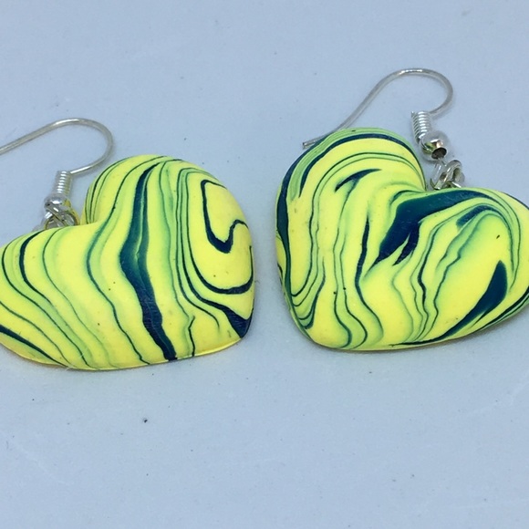 Unique Handmade Polymr Clay Hear Earrings - Picture 6 of 8